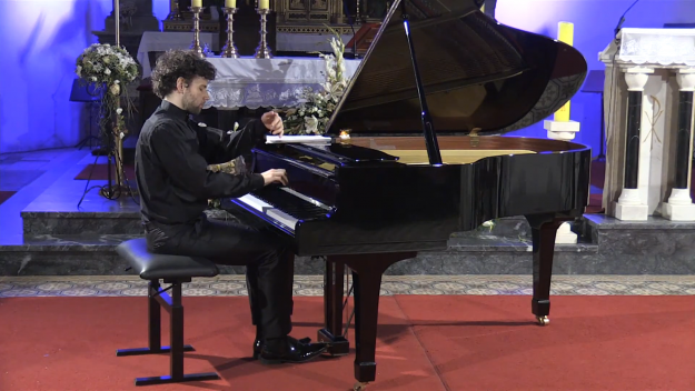 Nastup Aljoše Jurinića na Youngmasters Gala koncertu