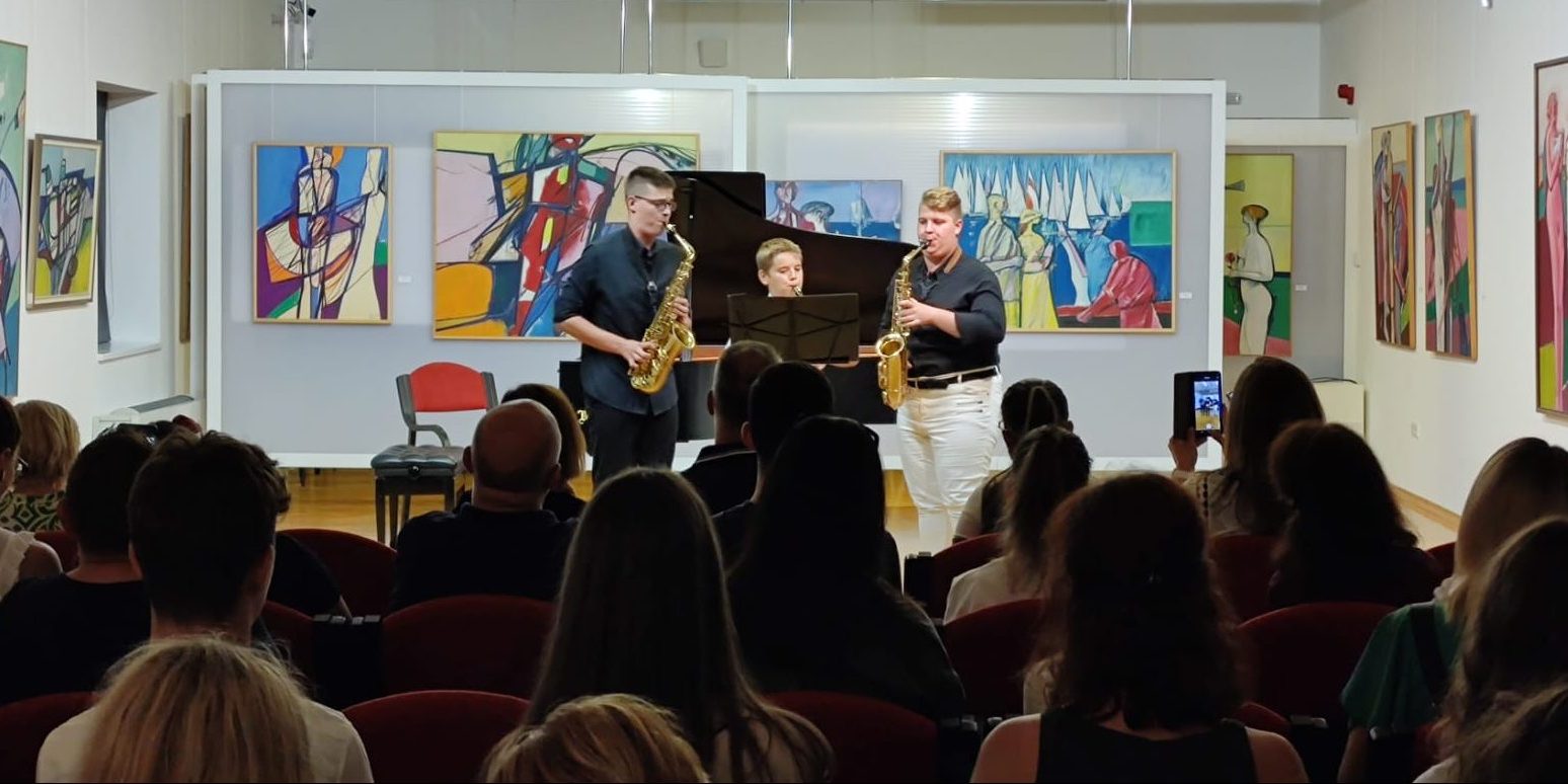 concerto finale trio saksofona